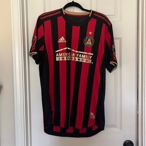 Atlanta United Jersey - Size L Great condition
